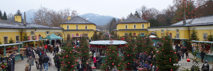 Weihnachtsmarkt in Hellbrunn