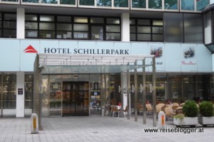 Hotel Schillerpark in Linz - Hoteleingang